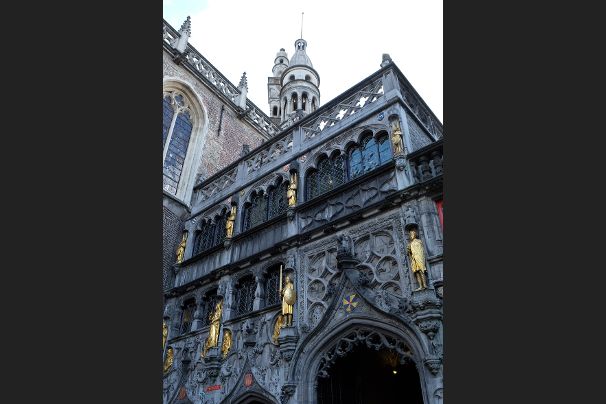 Basiliek van het Heilig Bloed